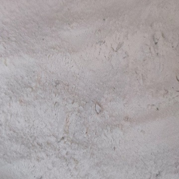 915
